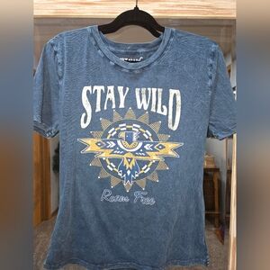 Roam Free Graphic Tee - Denim Blue